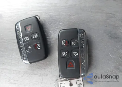 2018 Jaguar Xf 25T R-Sport z USA, uszkodzony, nr VIN SAJBL4FX2JCY68577